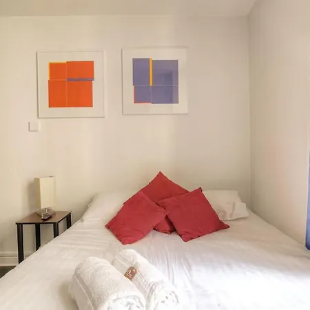 Apartment Studio Fonctionnel Et Renove, Berges Du Rhone